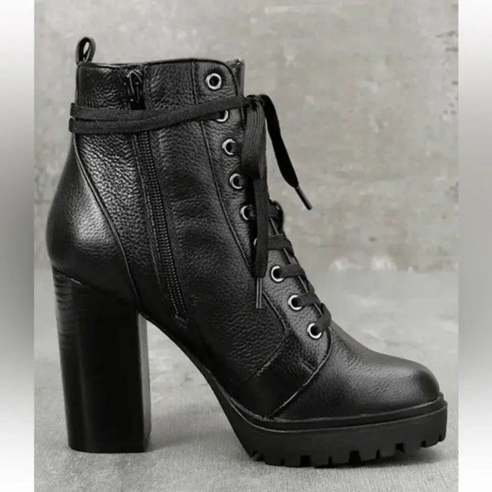 Steve Madden High Heal Black, Laurie Laced Up Boots Size 5.5 (M) worn 2x, $129